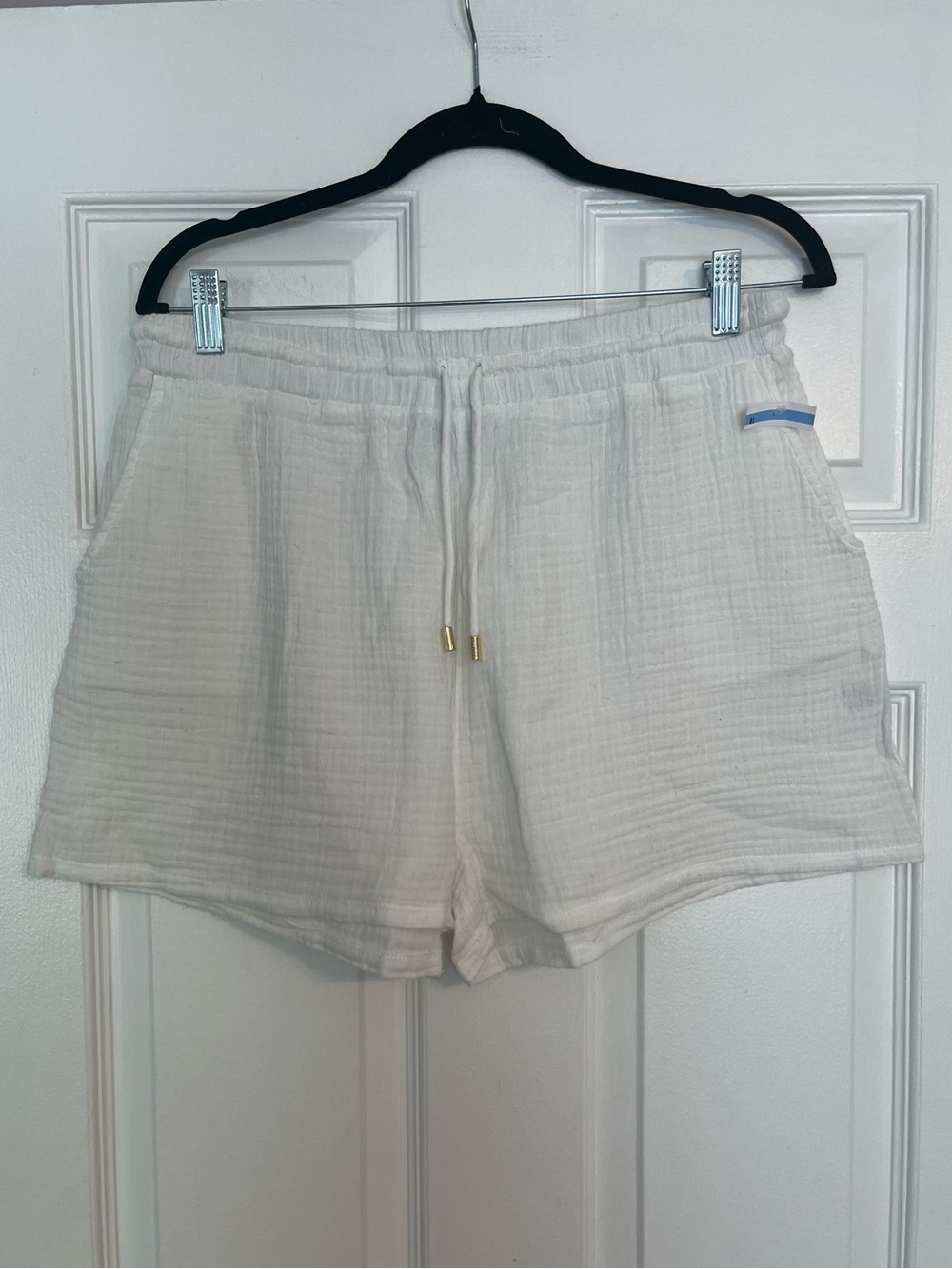 NWT Melissa Odabash Cream Gauze Pull-On Shorts with Drawstring